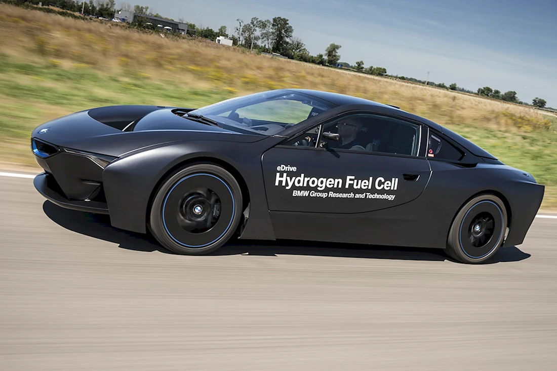 BMW i8 hydrogen fuel Cell