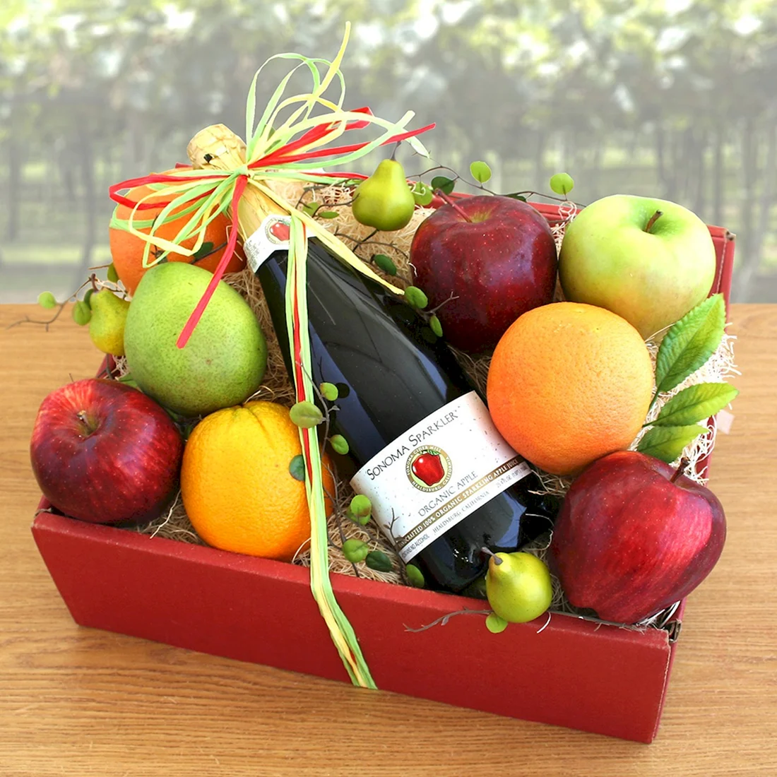 Ящик с фруктами в подарок