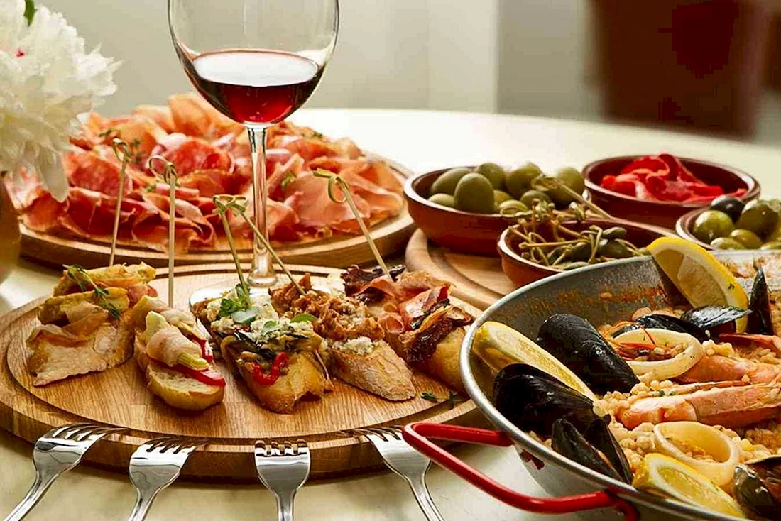 Испанские блюда в ресторанах