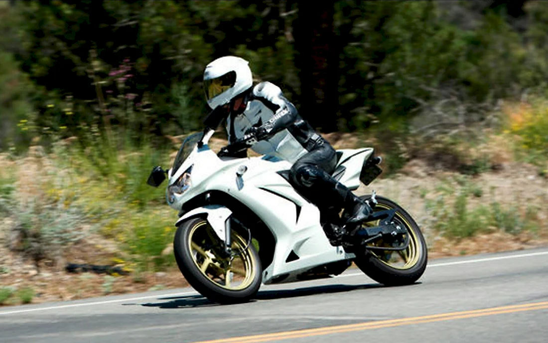 Kawasaki Ninja 250r White