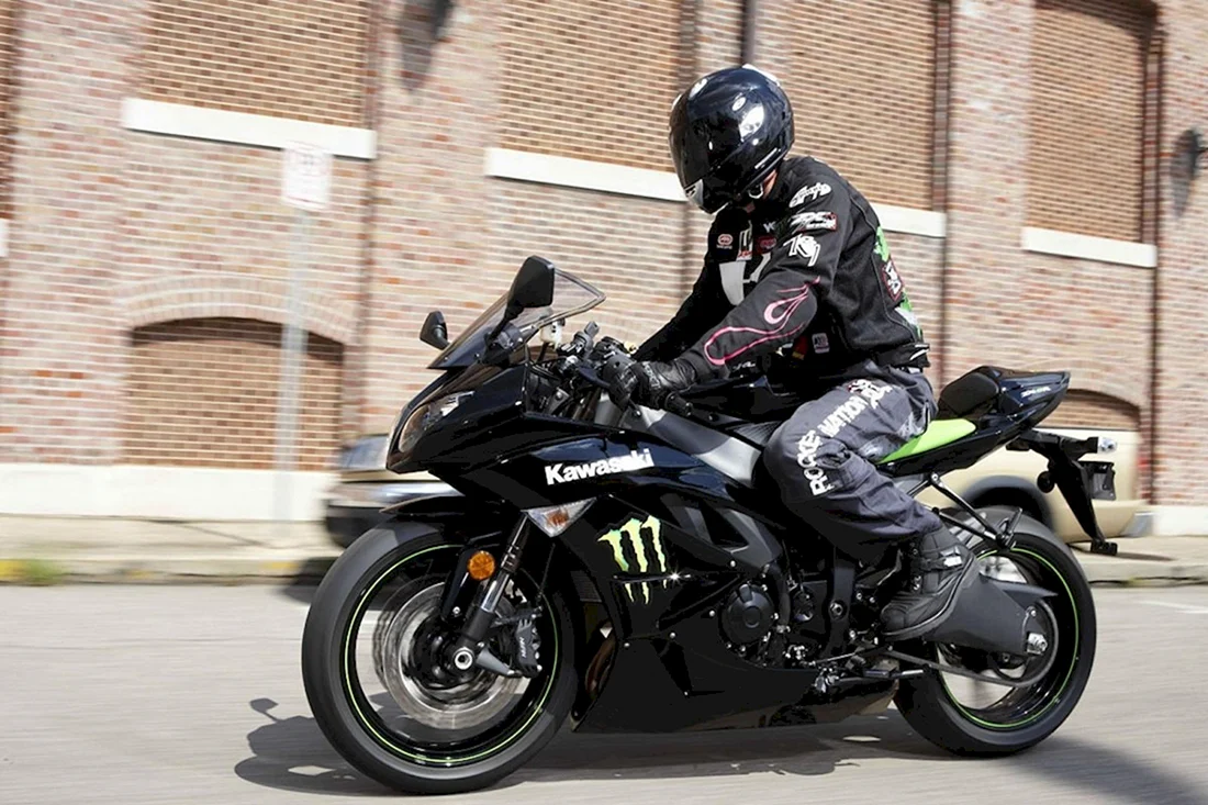 Kawasaki Ninja zx6r Monster