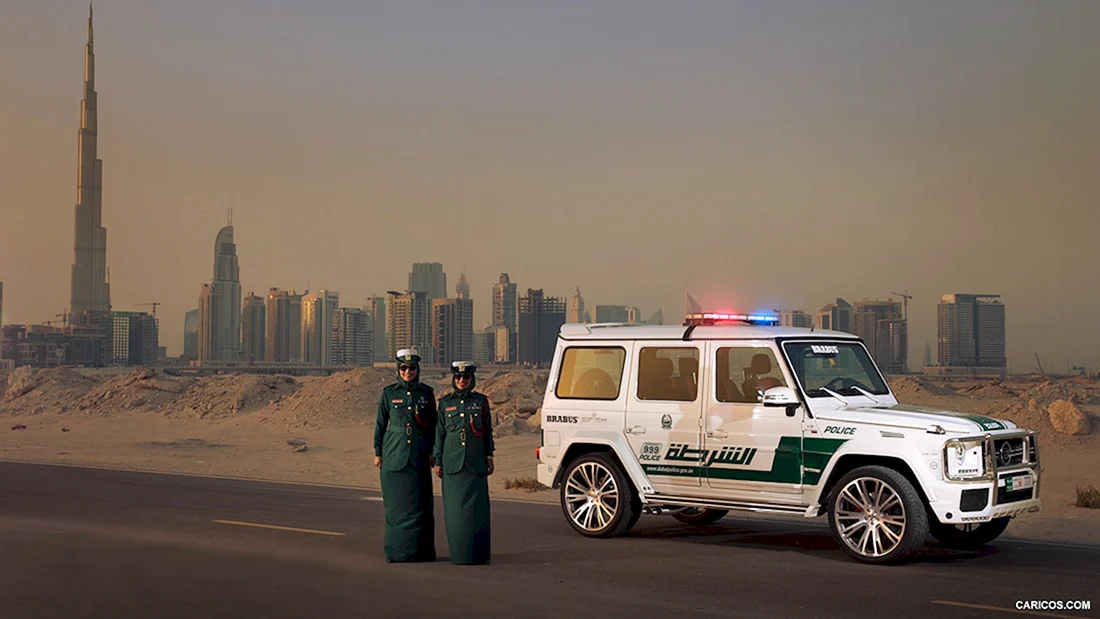 Мерседес Гелендваген полиция Дубая
