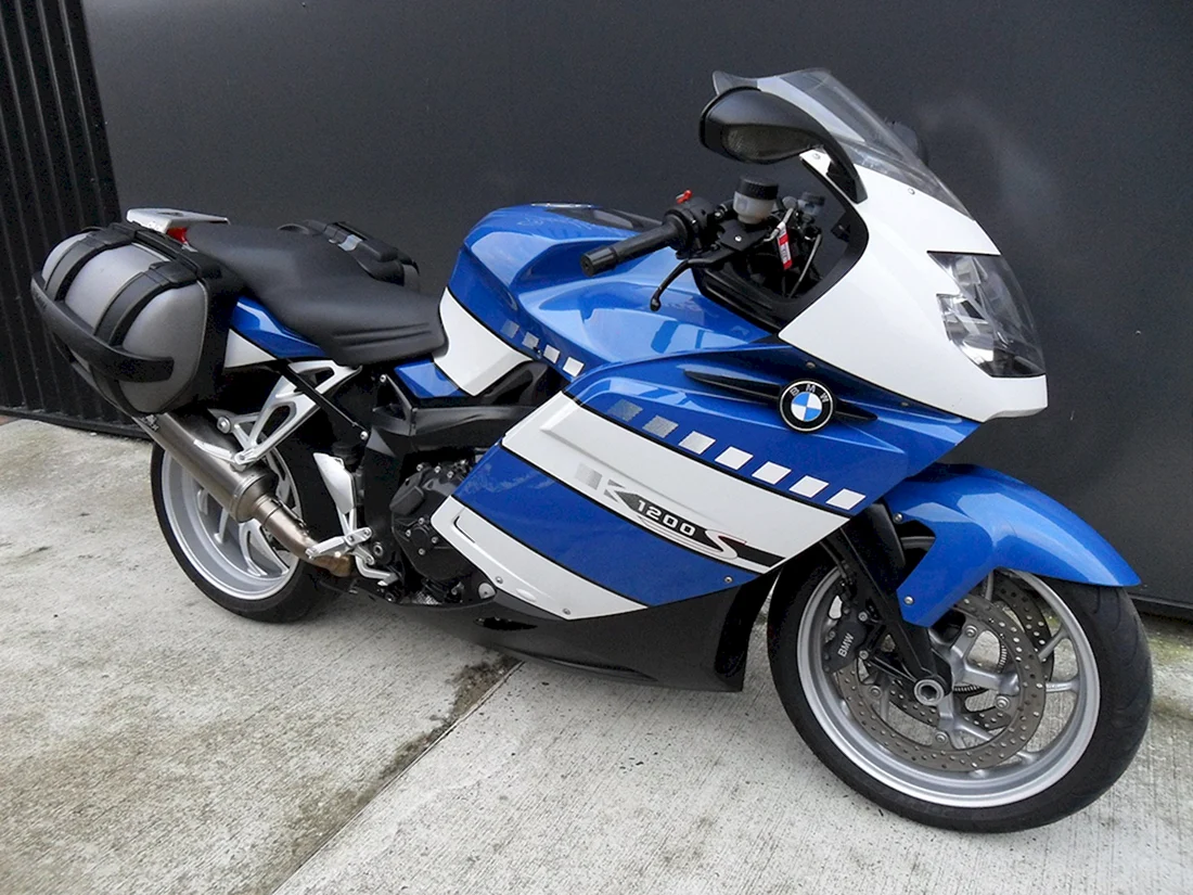 Мотоцикл БМВ 1200