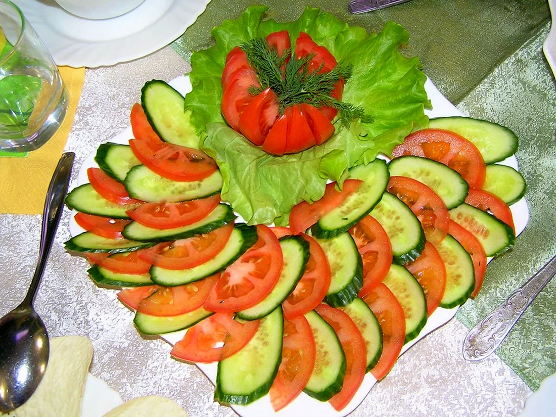 Нарезки из овощей и фруктов