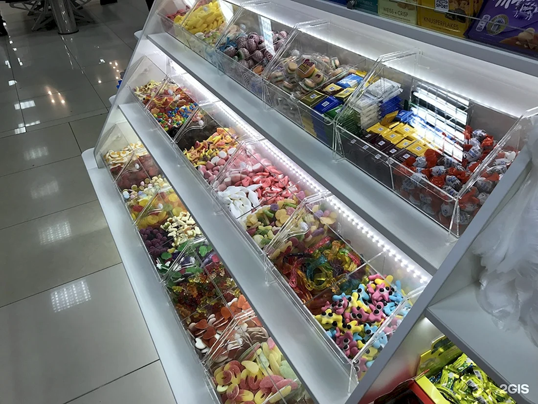 Оборудование для магазина конфет и сладостей