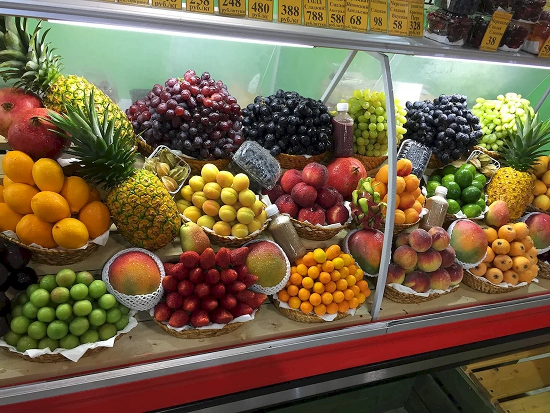 Прилавок с фруктами