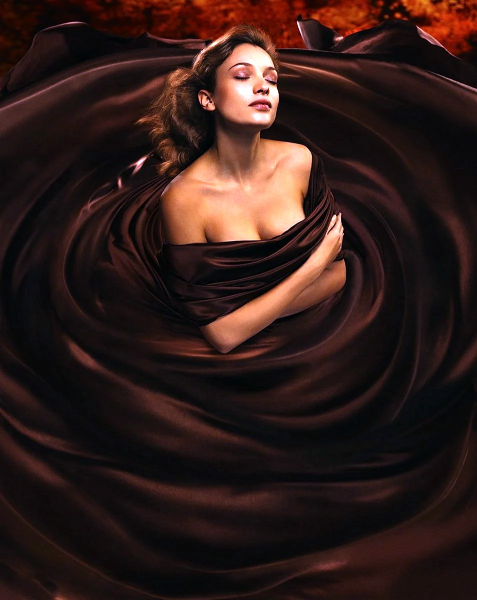 Шоколадная женщина