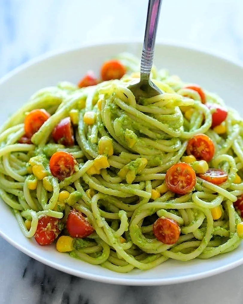 Спагетти с авокадо соусом