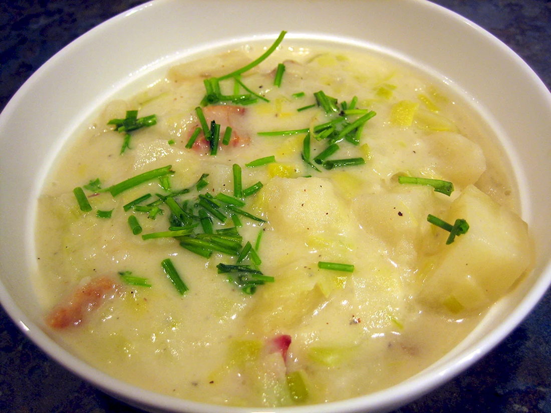 Суп картофельный на мясном бульоне