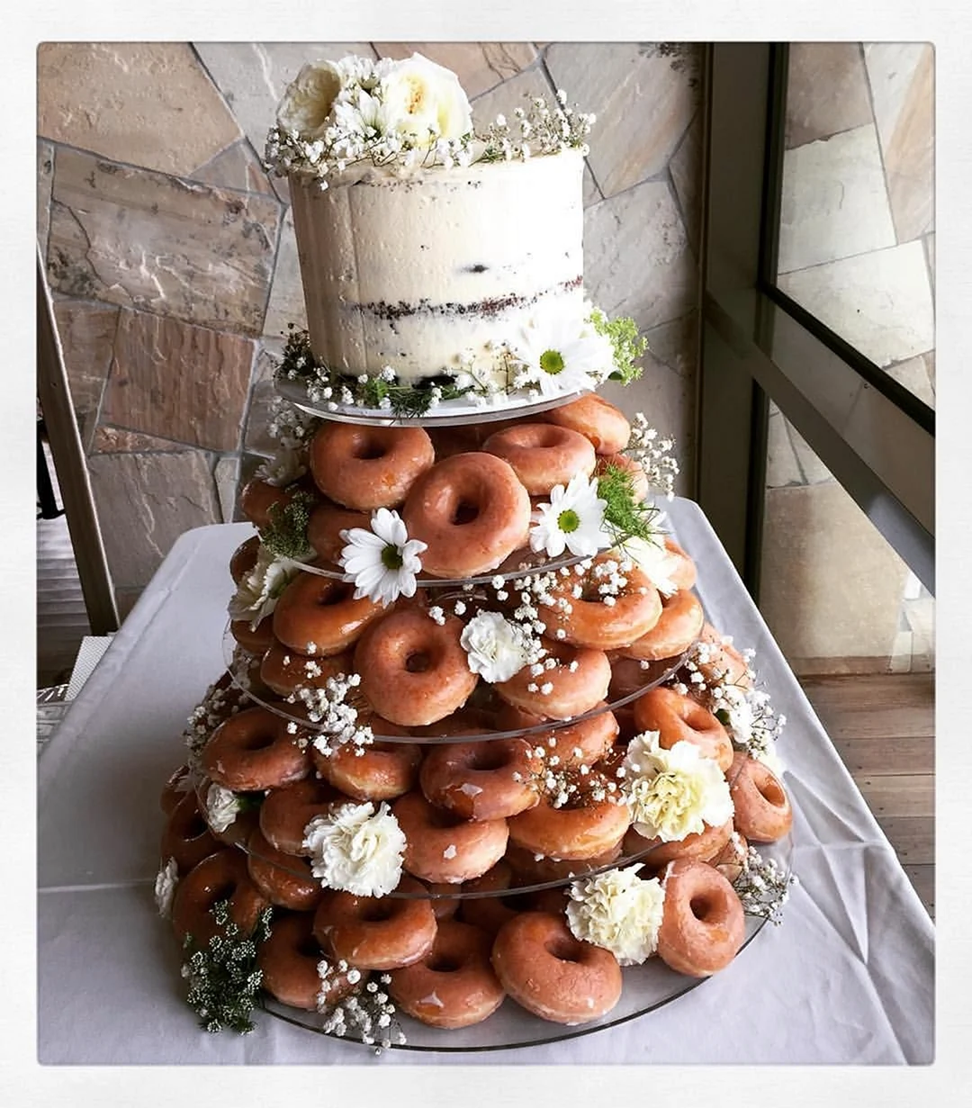 Свадебный торт из пончиков