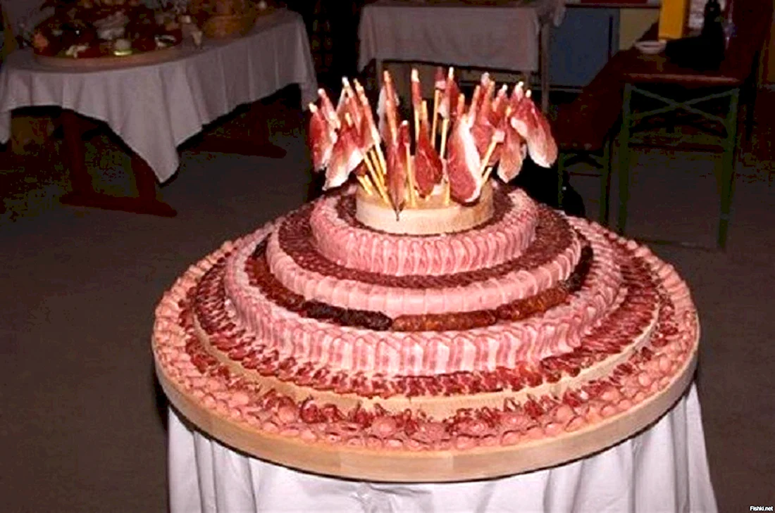 Торт из мяса