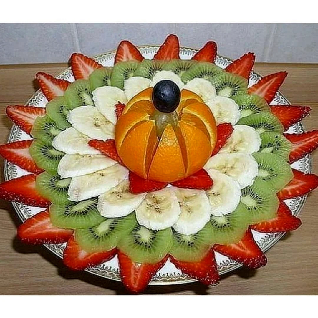 Украшения на стол из овощей и фруктов