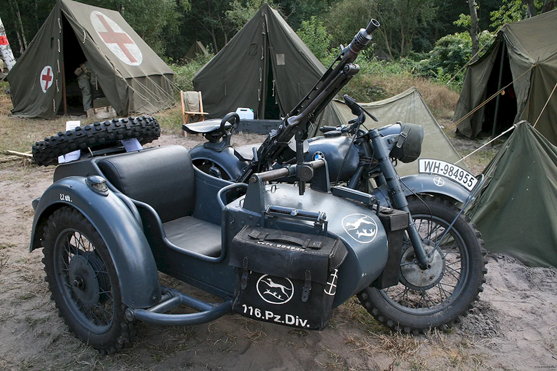 Военный мотоцикл БМВ Р-75